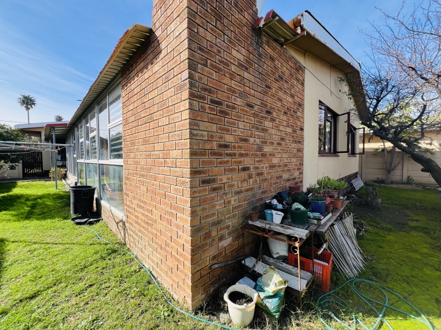 4 Bedroom Property for Sale in Van Der Stel Western Cape